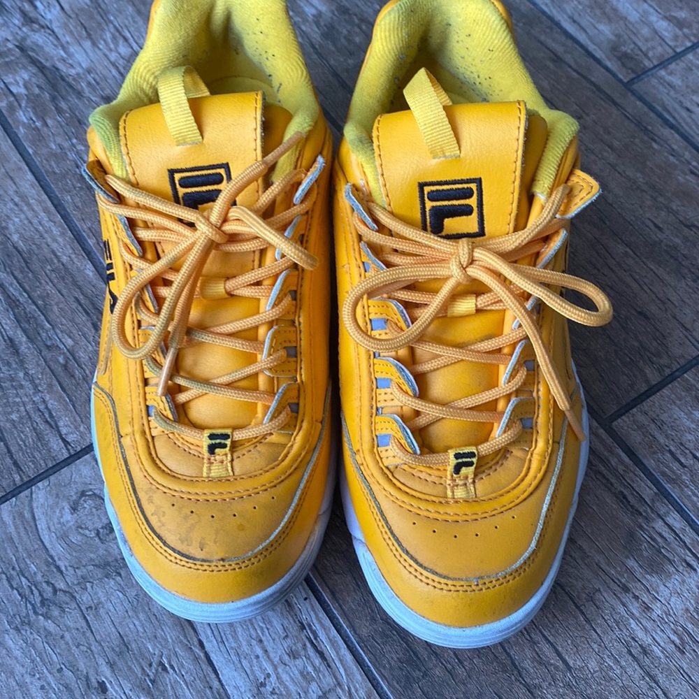Fila Yelow…